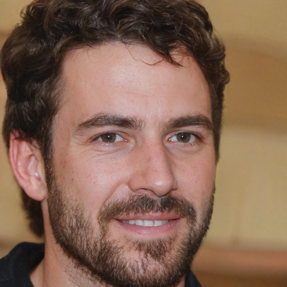 Portret Călin Teșu, asistent tehnic curs instrumente software bugetare